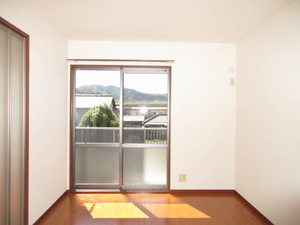 メルベーユ綾中Ⅱ 0201号-3