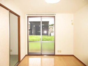 ディアコートＡ・Ｂ・Ｃ・Ｄ・Ｅ・Ｆ F102号-2