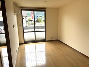 ラフォーレ柏原 A103号-2