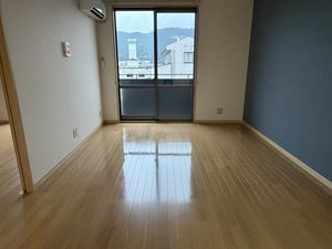 ラフォーレ柏原 B203号-2