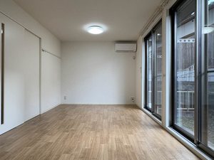 シャーメゾン神宮寺 0102号-3