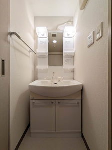 ヴィラ　ヴァレ　オカモト　イースト 0405号-8