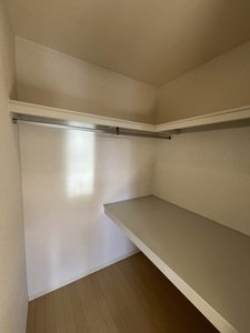 エスメラルダ谷上 0205号-9