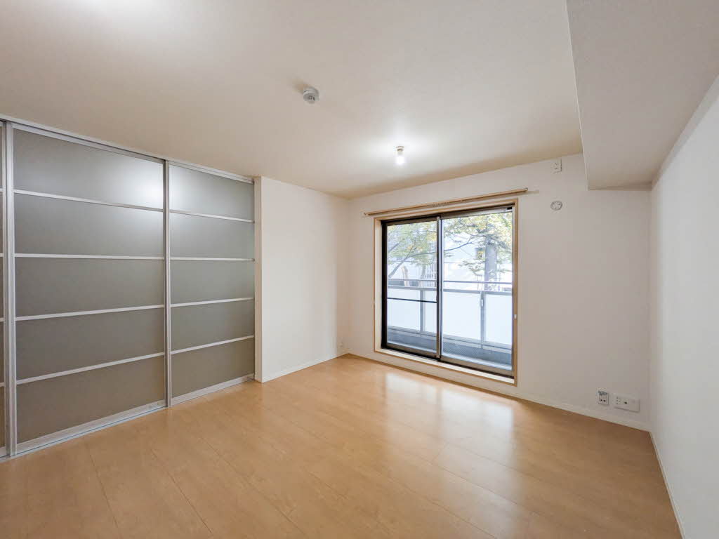 シャーメゾン　リヴィエール 0201号-2