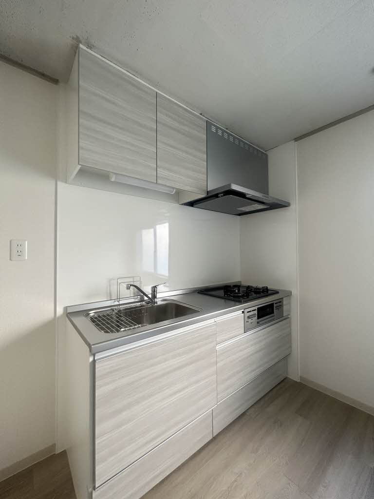 メゾン　ウエストメドー A103号-4