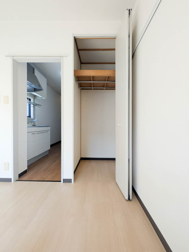 グリーン・ゲイブルズ E000号-5