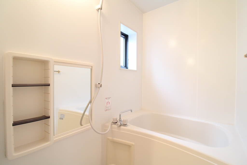 Ｃａｓａ　Ｃａｒｉｎａ 0101号-4