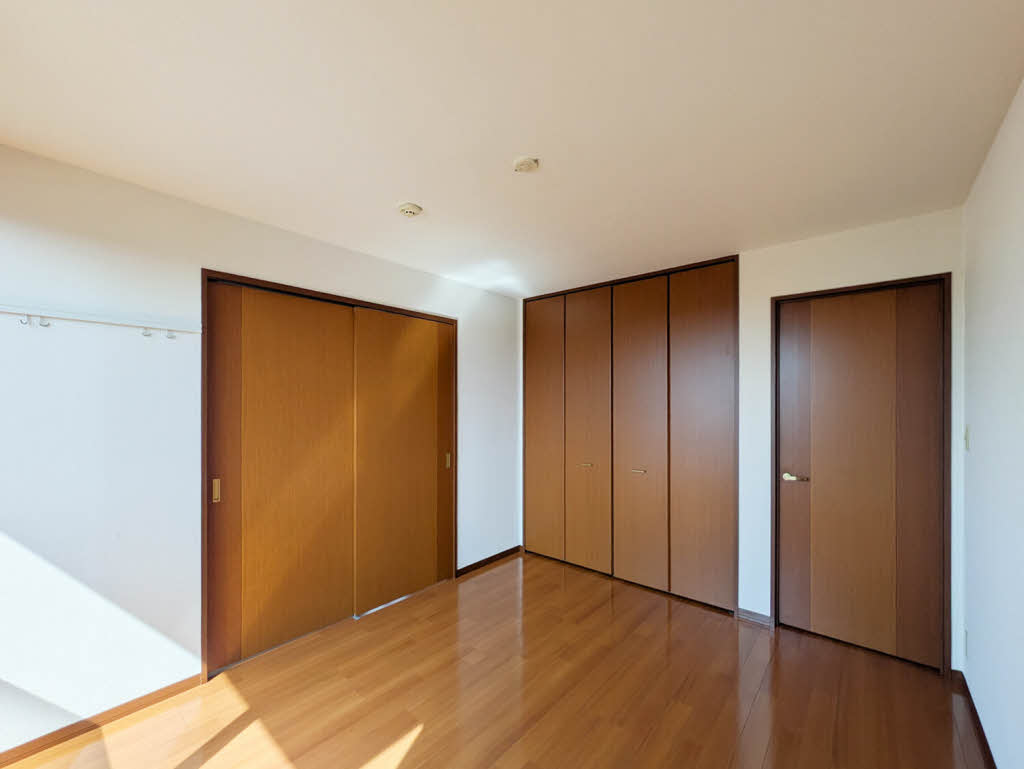 ソレイル・レヴァントⅠ・Ⅱ・Ⅲ番館 2101号-4