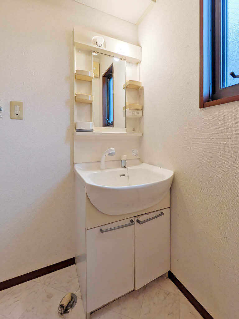 ソレイル・レヴァントⅠ・Ⅱ・Ⅲ番館 2102号-6