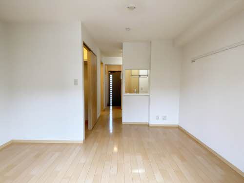 ヤマニハイツ 0102号-2