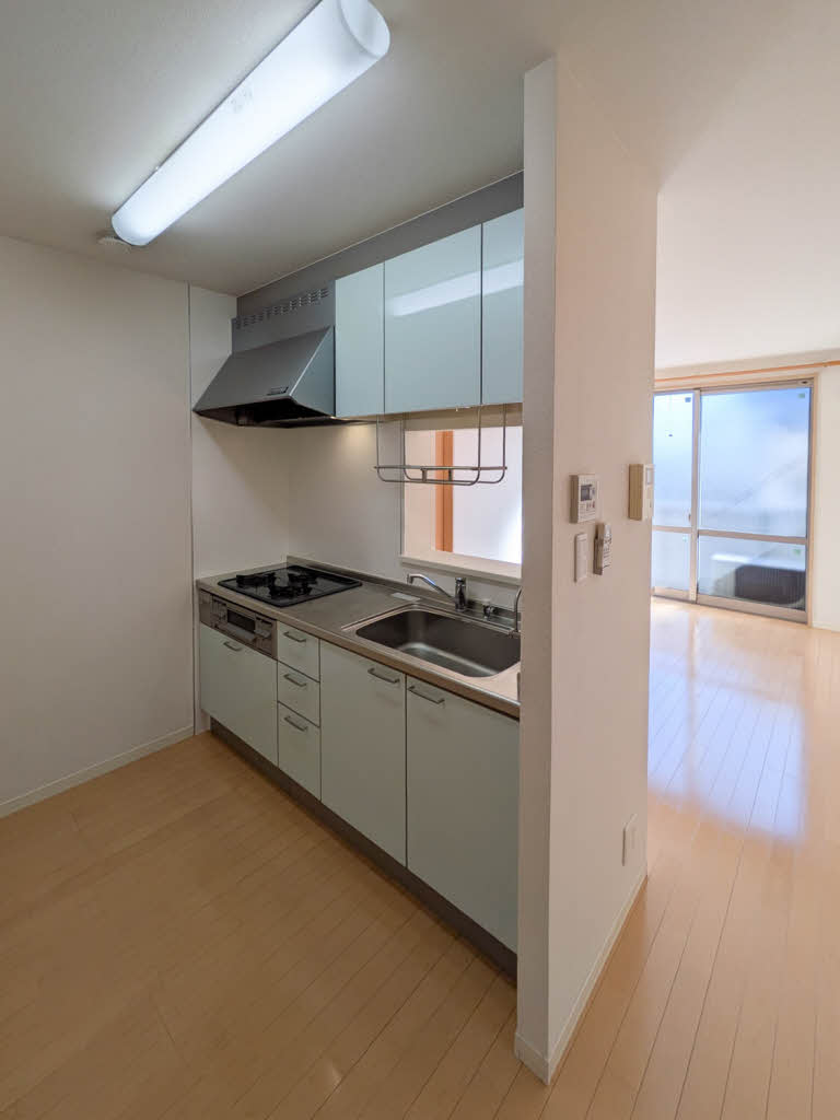 Ｃａｓａ　Ｃａｒｉｎａ　Ｑｕａｔｔｒｏ 0201号-4