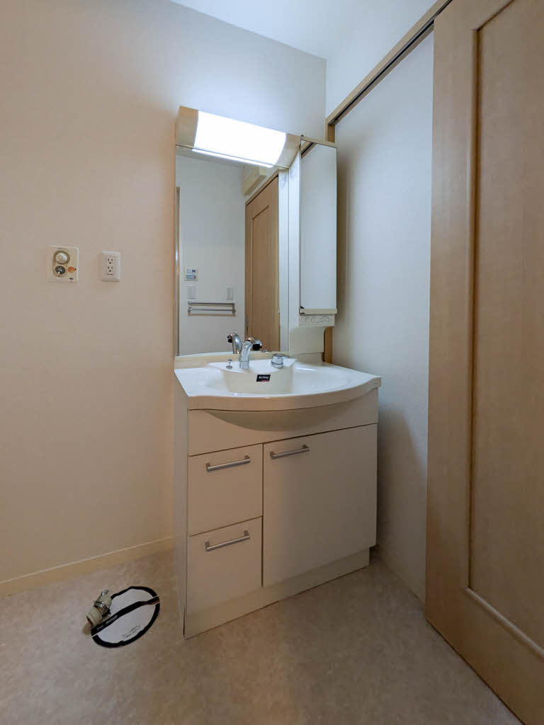 Ｃａｓａ　Ｃａｒｉｎａ　Ｑｕａｔｔｒｏ 0201号-5