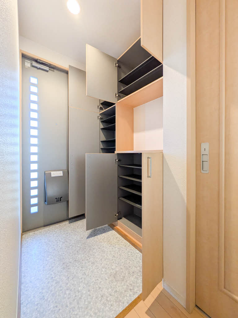 Ｃａｓａ　Ｃａｒｉｎａ　Ｑｕａｔｔｒｏ 0201号-11