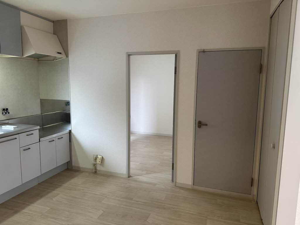 メゾン・ヴィルヌーブ 0102号-2