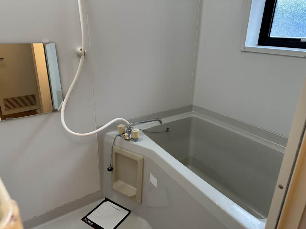 メゾン・ヴィルヌーブ 0102号-4