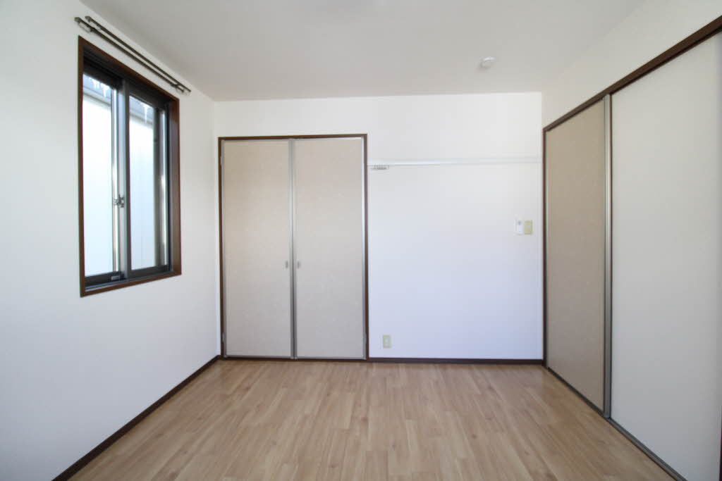 ツイン・アイリス B000号-8