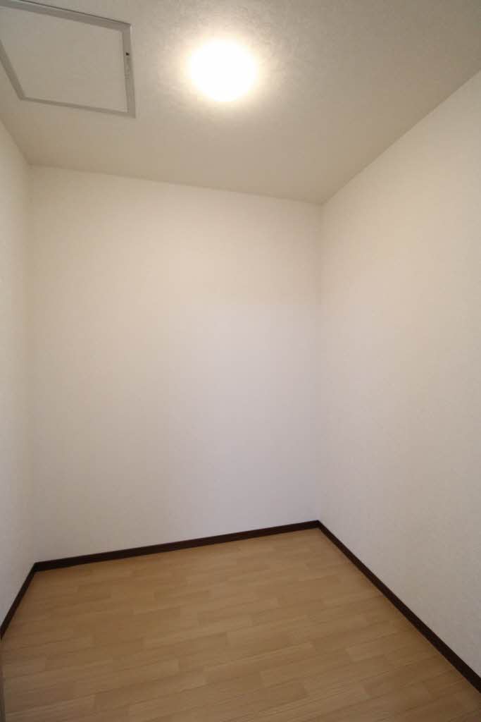 ツイン・アイリス B000号-10