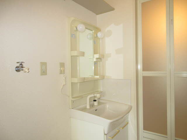 メルベーユ綾中Ⅱ 0201号-8