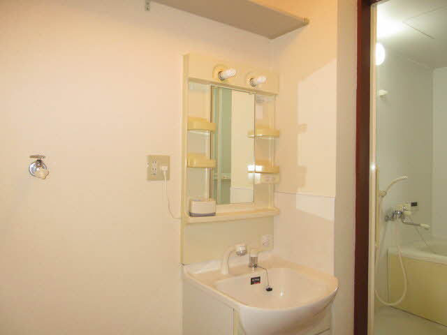 ディアコートA・B・C・D・E・F E201号-7