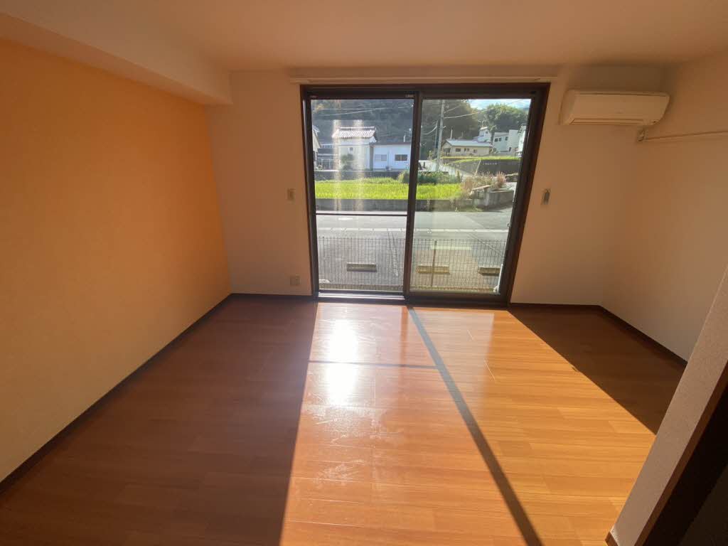 クラージュ 0102号-2