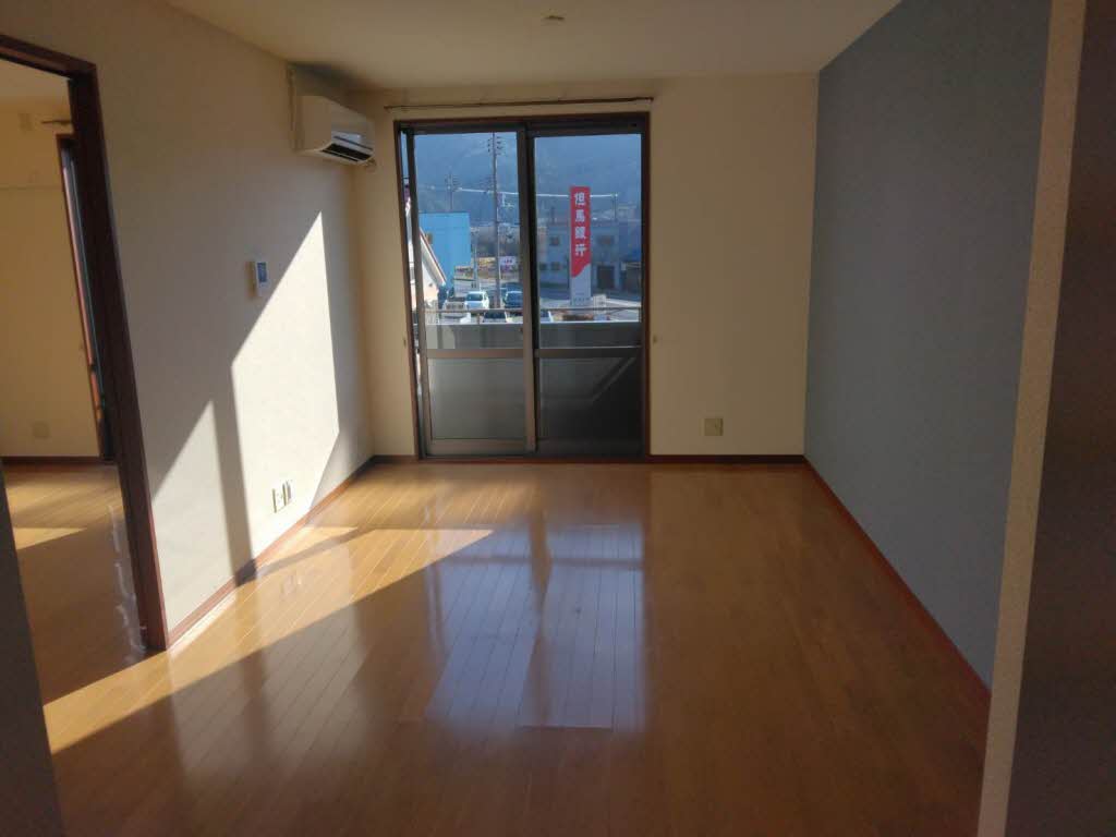 ラフォーレ柏原 A202号-2