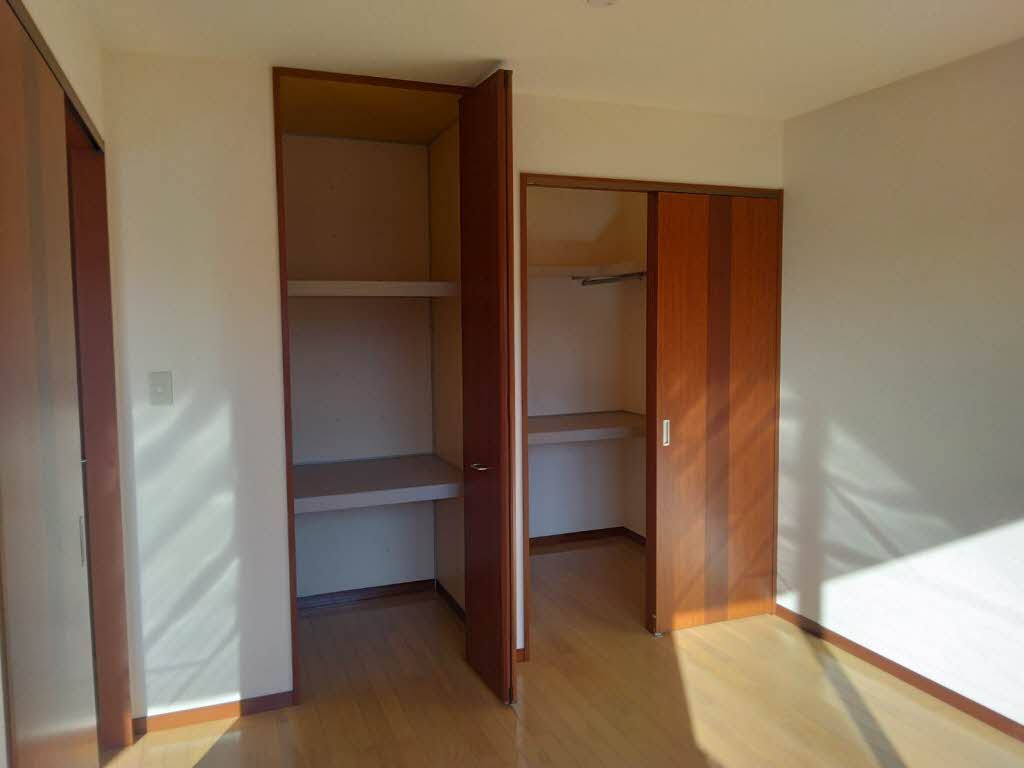 ラフォーレ柏原 A202号-8