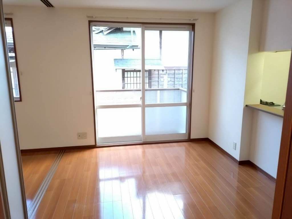 ロイヤルヒル 0202号-3