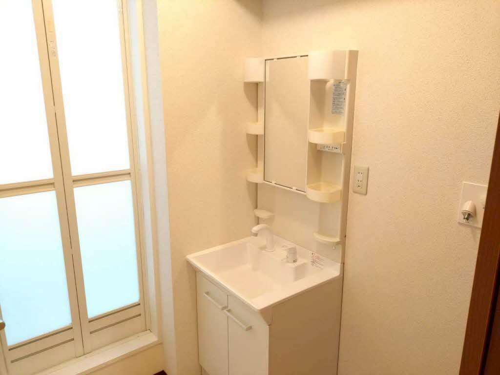 ロイヤルヒル 0202号-8