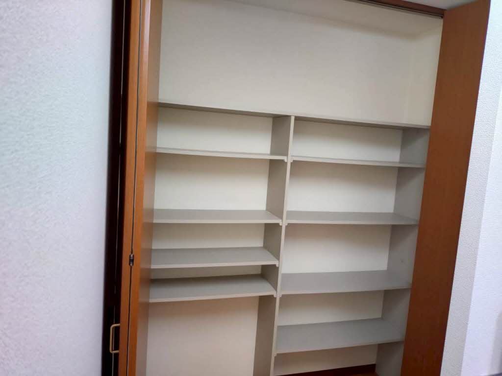 ロイヤルヒル 0202号-9