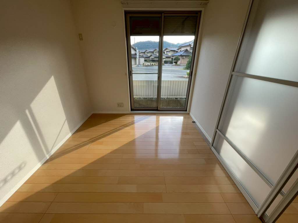 シャトー南多田 0102号-3