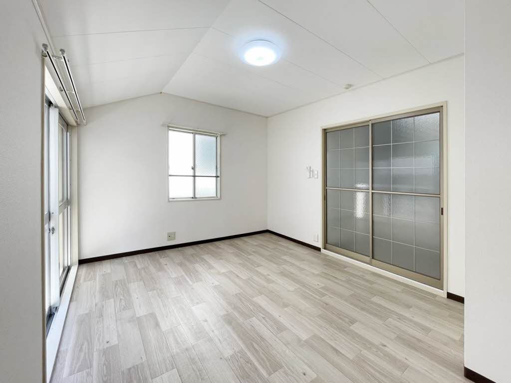 フレグランス西岡本 0202号-2