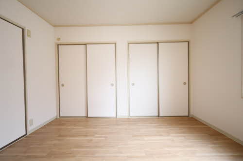 ソレイユ鹿の子台C C202号-3