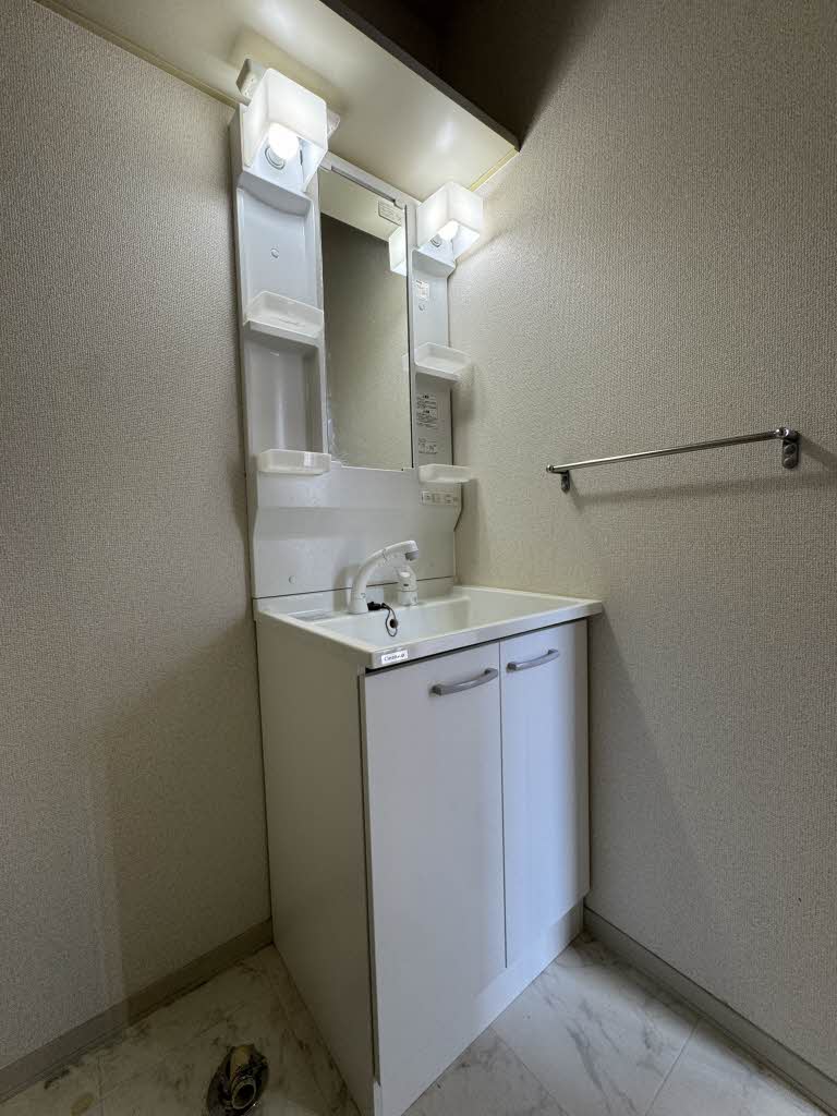 シャーメゾン藤原台A A206号-6