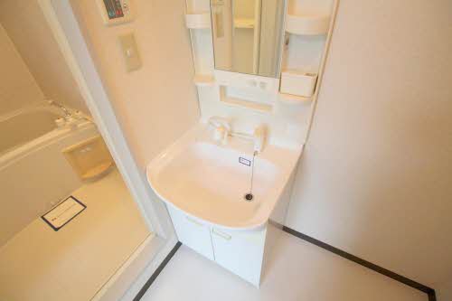 シャーメゾン行基 0203号-6