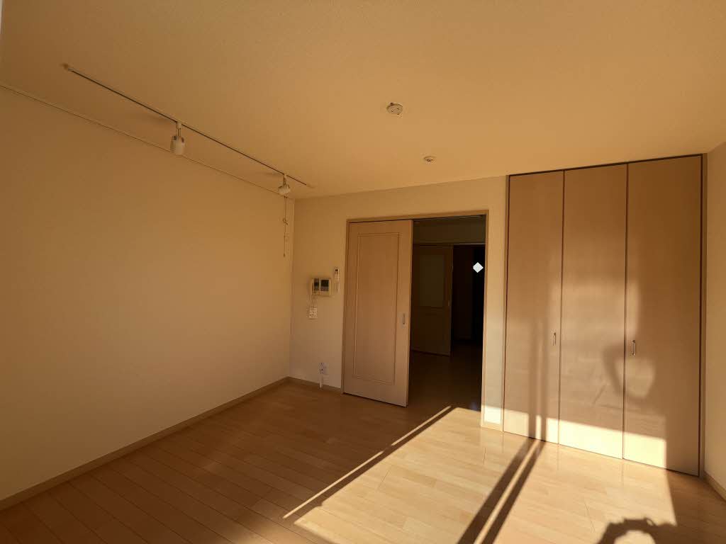 シャーメゾン妙法寺 0201号-2