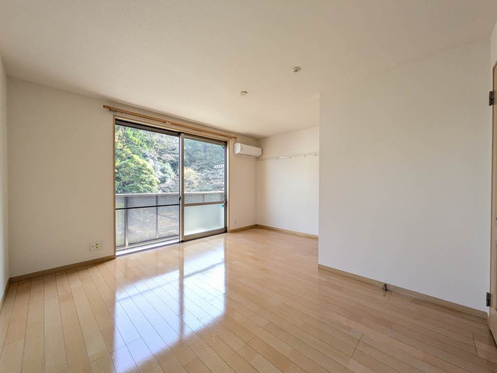 フォレスト布引 0205号-3