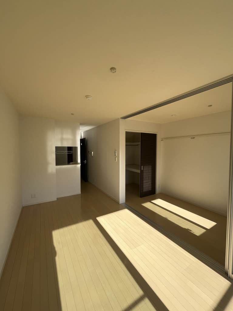 エスメラルダ谷上 0205号-2