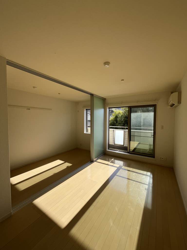 エスメラルダ谷上 0205号-3