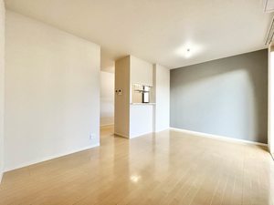 ロンド・ヴィル・ウエスト 0102号-2