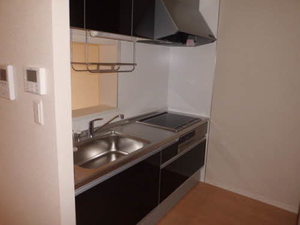 ヴィラーチェ尾上 0102号-3