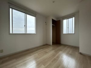 ヴィレッジ　キタ　Ｃ棟 0201号-5