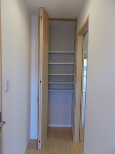 ＭＡＳＴ　ＣＯＵＲＴ　下滝野 A102号-9