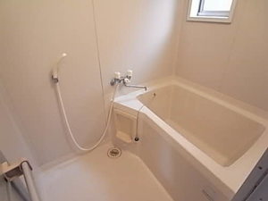 タウニィ津市場 0103号-4