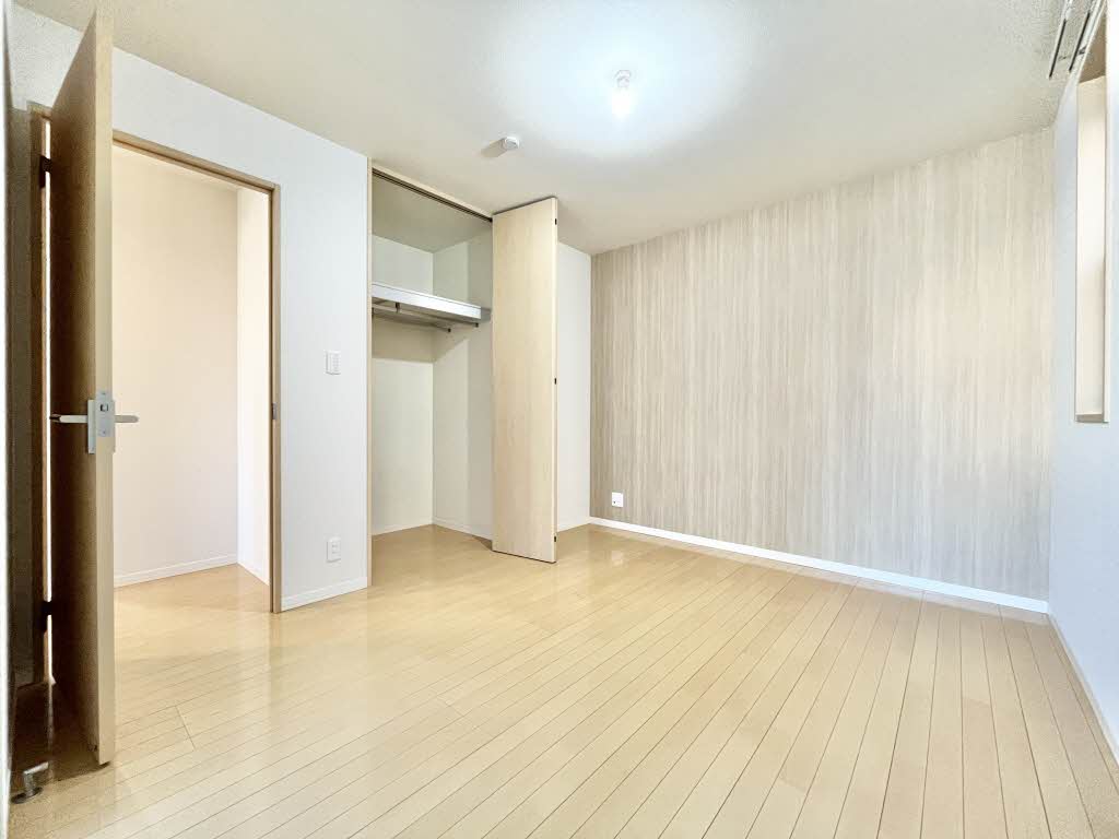 ロンド・ヴィル・ウエスト 0102号-5