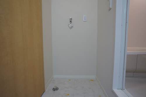 ラ　ヴィ　アンソレイエ 0205号-4