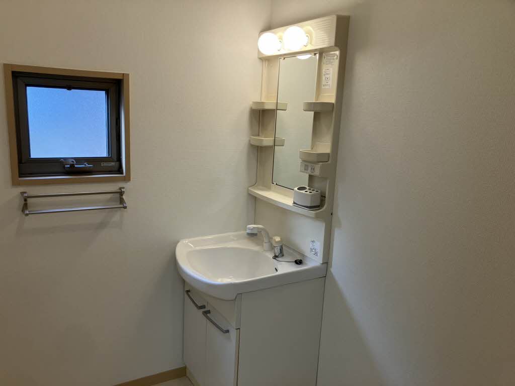 シャトーサイド 0203号-6