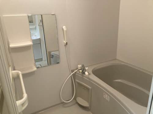 ブリリアント ガーデン(A棟) A105号-5