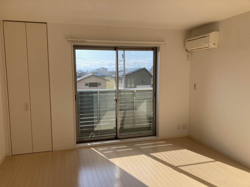 ブリリアント　ガーデン（Ａ棟） A206号-2