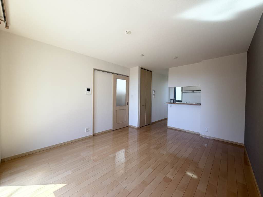 ヴィラ　ヴァレ　本山北町 0102号-3