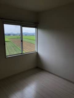 ヴィレッジ　キタ B201号-4